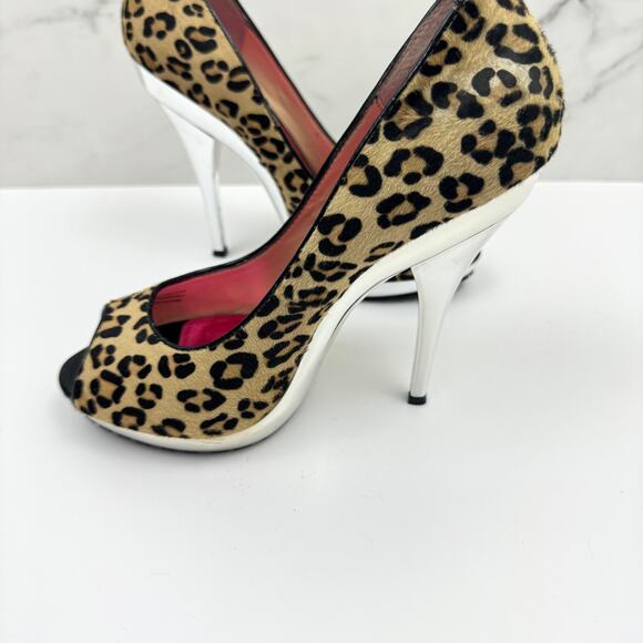 Betsey Johnson Women Cheetah Leather Stiletto Mirror Heel Peep Toe Black Size 8 - Picture 3 of 14